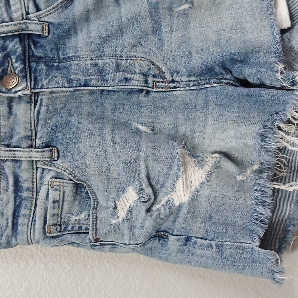 Treasure & Bond foster boyfriend High Rise distressed denim shorts Size 24 - Picture 3 of 7